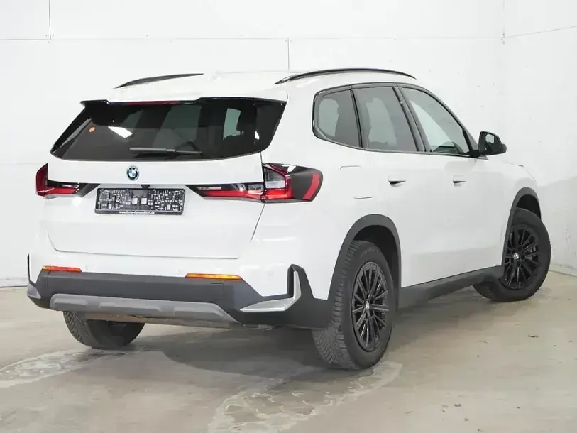 Używany BMW X1 Performance 246 KM (180 kW) 2024 Biały SUV