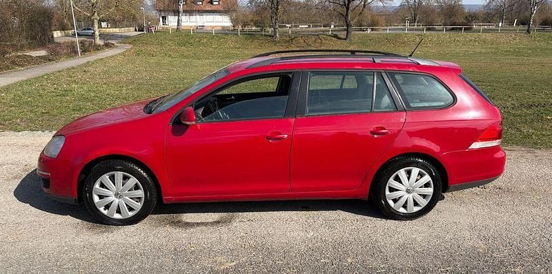 Gebraucht VW Golf VI 102 PS (75 kW) 2009 Rot Kleinwagen