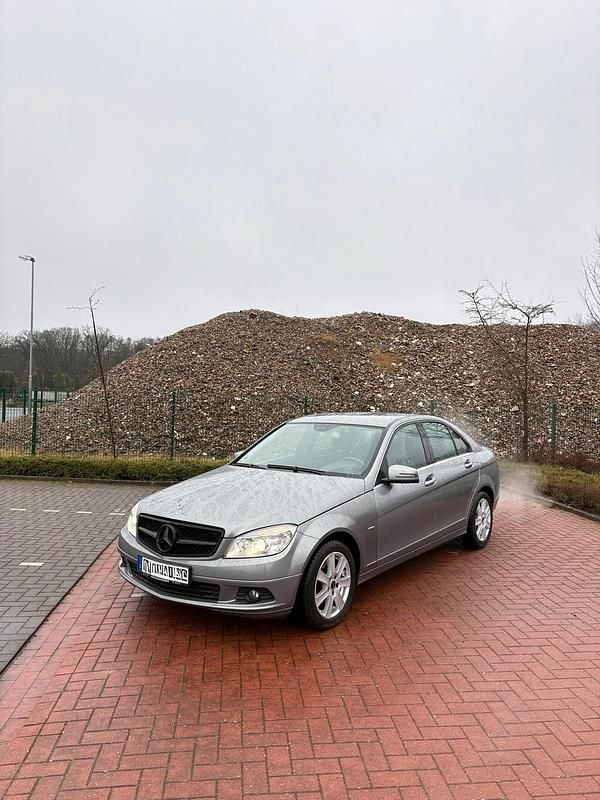 Gebraucht Mercedes C200 184 PS (135 kW) 2009 Grau Limousine