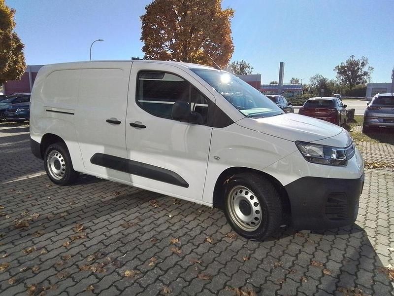 Gebraucht Citroën Berlingo 131 PS (96 kW) 2020 Lack weiss banquise/deckende lackierung Van / Kleinbus