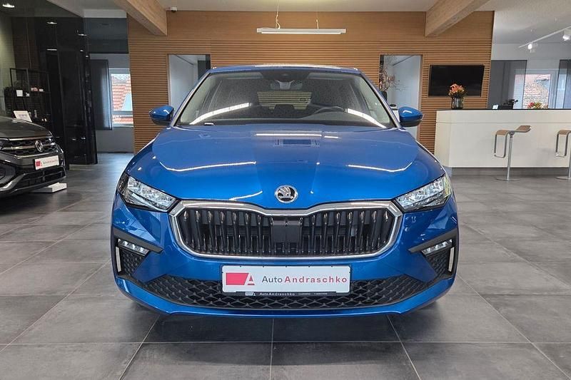 Gebraucht Skoda Scala Selection 116 PS (85 kW) 2024 Blau Kleinwagen