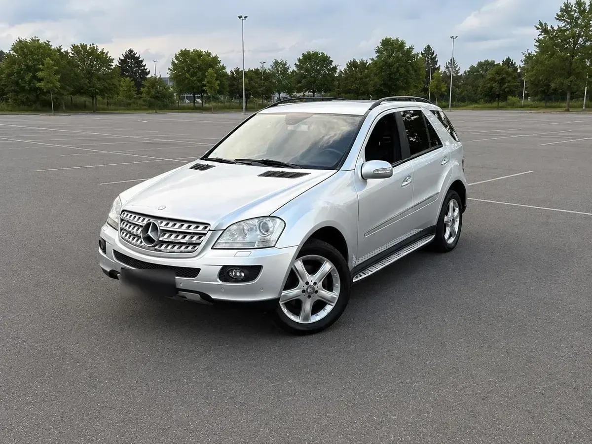 Gebraucht Mercedes ML280 190 PS (139 kW) 2008 Silber SUV