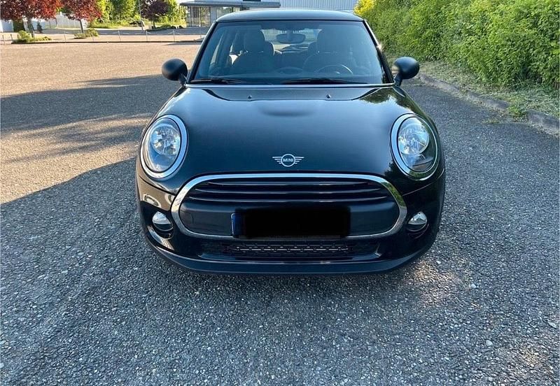 Schwarz Gebraucht 2019 Mini ONE Kleinwagen | 15.500 € - Bild 1/4
