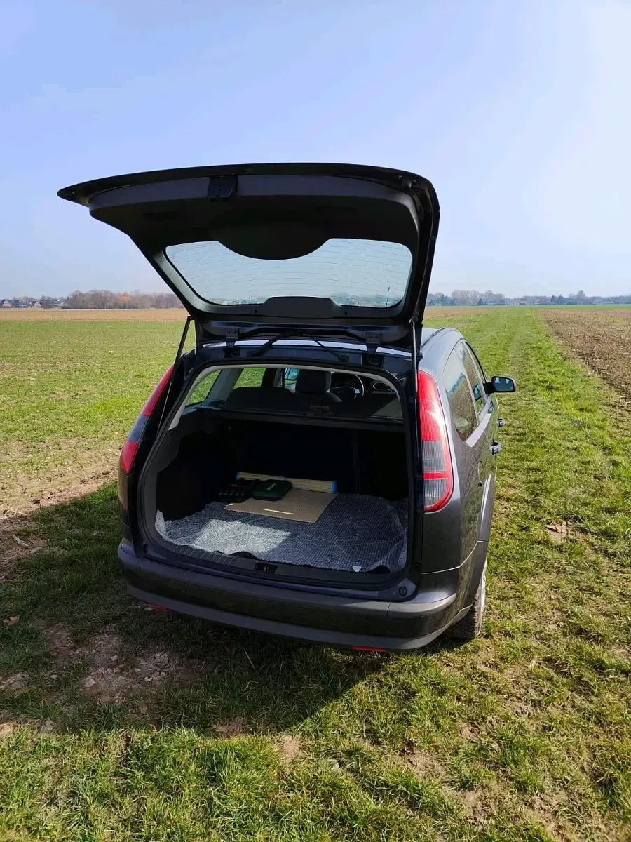 Gebraucht Ford Focus 101 PS (74 kW) 2007 Grau Kombi