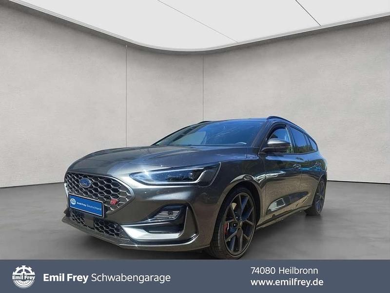 Grau Gebraucht 2025 Ford Focus ST Kombi | 39.990 € (Fairer Preis) - Bild 1/4