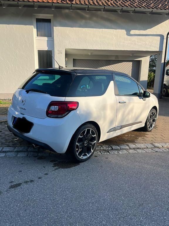 Gebraucht Citroën DS3 So Chic 120 PS (88 kW) 2010 Weiß Kleinwagen