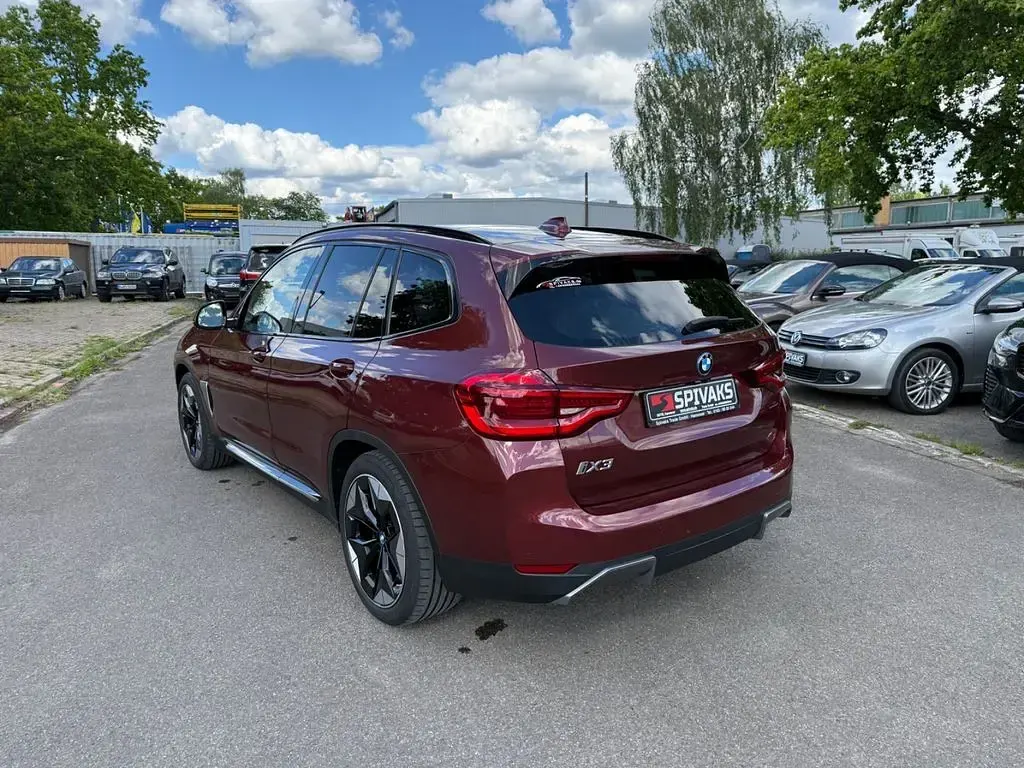 Gebraucht BMW iX3 Impressive 210 kW (286 PS) 2021 Rot SUV