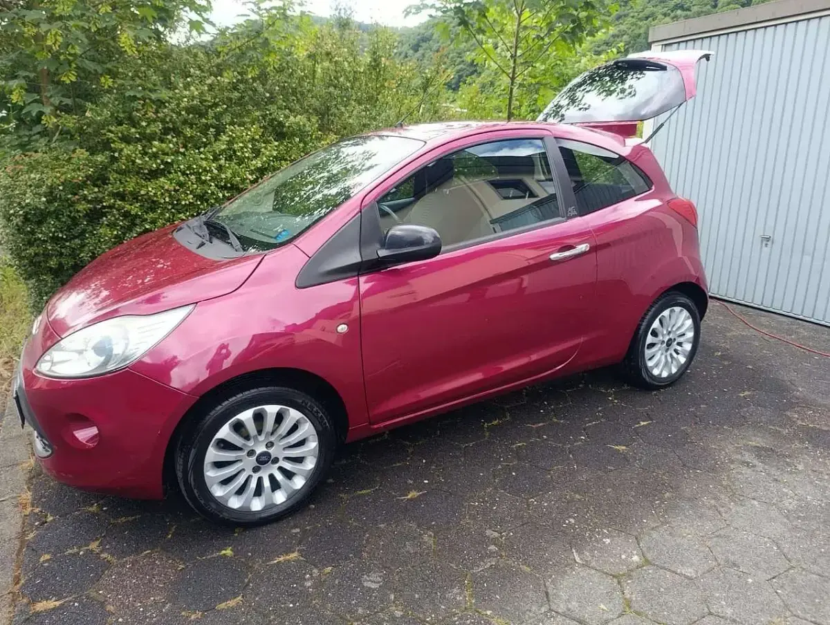 Gebraucht Ford Ka Titanium 69 PS (50 kW) 2010 Kleinwagen