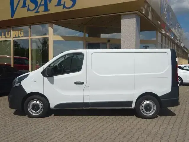 Gebraucht Opel Vivaro 95 PS (69 kW) 2018 Weiß Van / Kleinbus