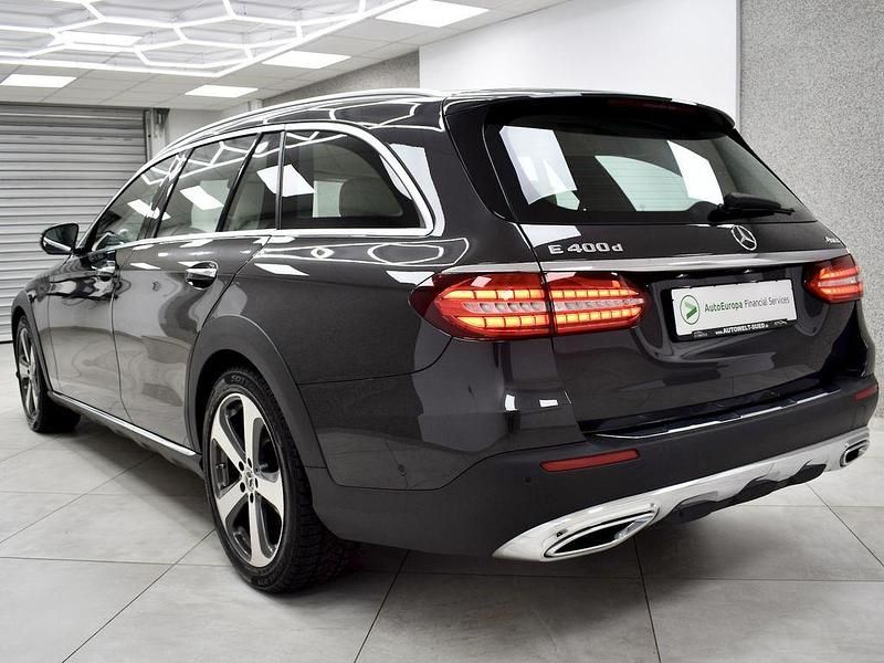 Gebraucht Mercedes E400 330 PS (242 kW) 2022 Graphitgrau metallic SUV