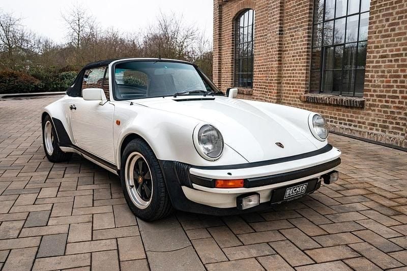 Gebraucht Porsche 911SC 204 PS (150 kW) 1983 Violett Cabrio