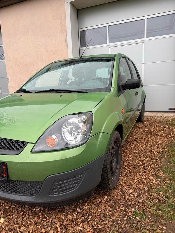 Gebraucht Ford Fiesta 75 PS (55 kW) 2006 Grün Kleinwagen