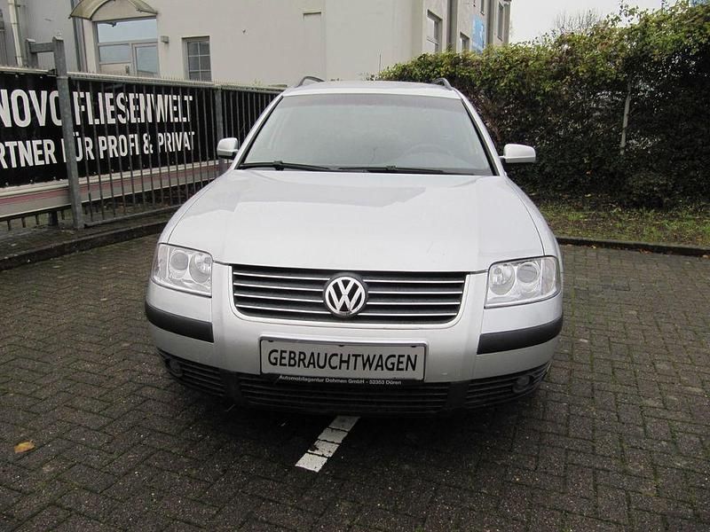 Gebraucht VW Passat 102 PS (75 kW) 2002 Silber Kombi