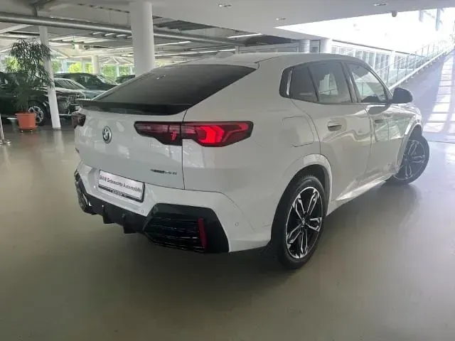 Gebraucht BMW X2 M Sport 170 PS (125 kW) 2025 Weiss SUV