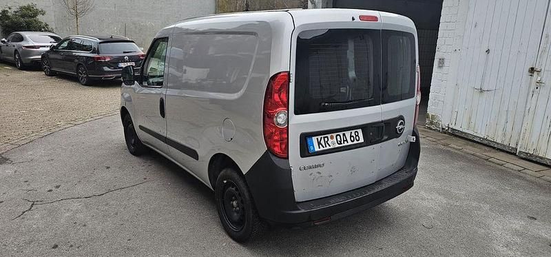 Gebraucht Opel Combo 90 PS (66 kW) 2015 Grau Van / Kleinbus
