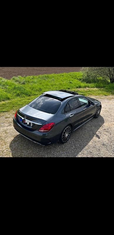 Grau Gebraucht 2015 Mercedes C450 AMG AMG Limousine | 28.450 € (Fairer Preis) - Bild 1/4