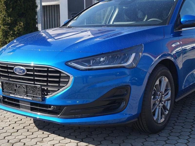 Neu Ford Focus Titanium X 125 PS (91 kW) 2026 Desterislandblue Limousine