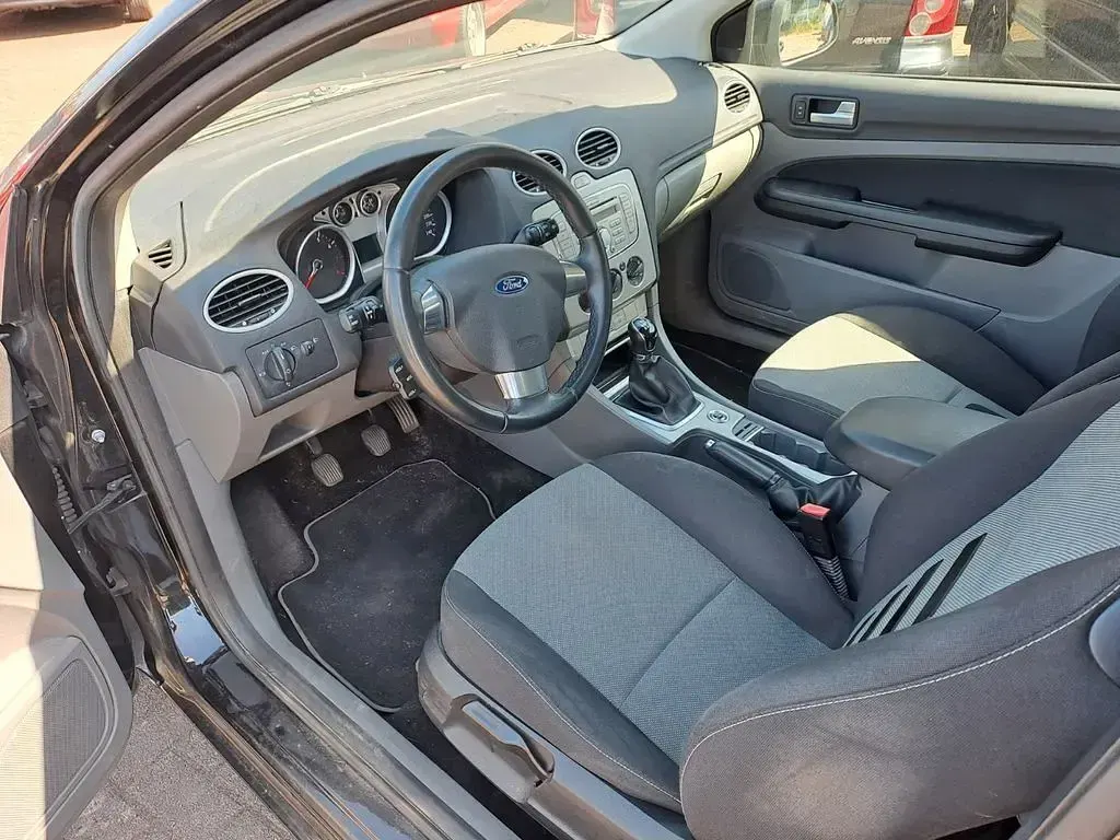 Gebraucht Ford Focus Sport 101 PS (74 kW) 2010 Schwarz Limousine