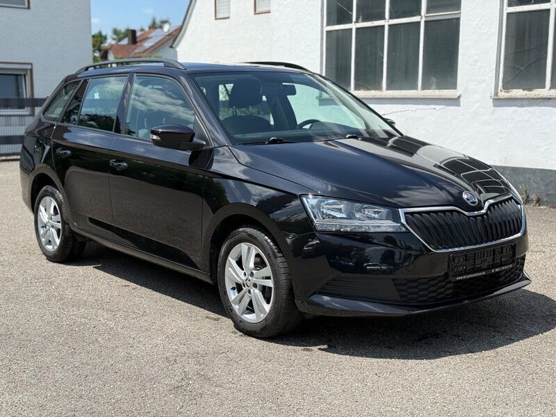 Schwarz Gebraucht 2021 Skoda Fabia Ambition Kombi | 13.777 € (Guter Preis) - Bild 1/4