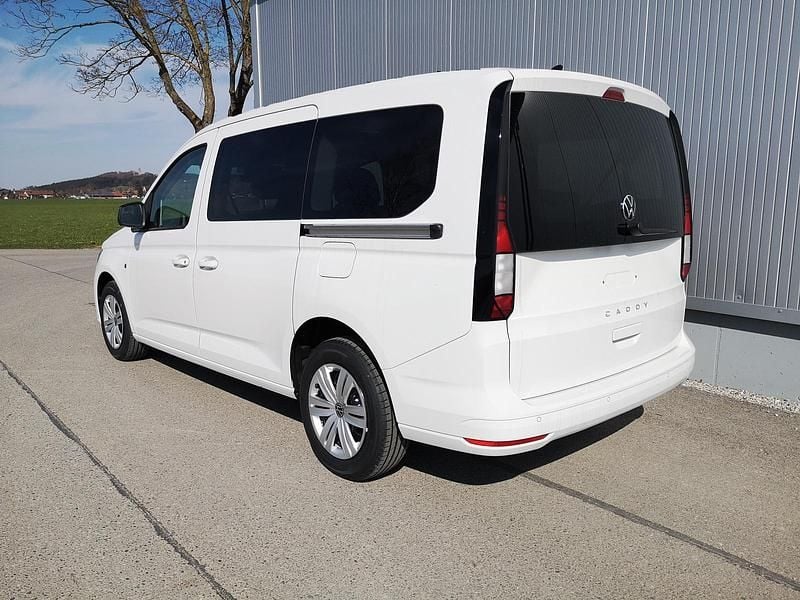 Nowe VW Caddy Maxi Basis 116 KM (85 kW) 2025 Biały Minivan