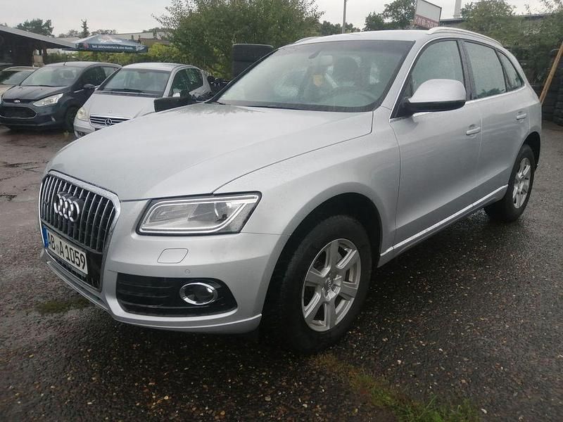 Grau Gebraucht 2013 Audi Q5 SUV | 15.990 € (Guter Preis) - Bild 1/4