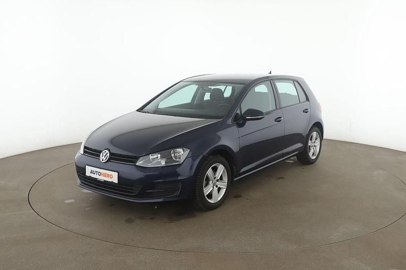 Gebraucht VW Golf VII Comfortline 2017 Blau Limousine