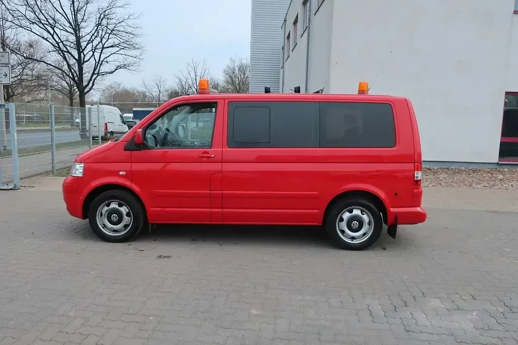 Gebraucht VW Multivan 131 PS (96 kW) 2009 Rot Van / Kleinbus