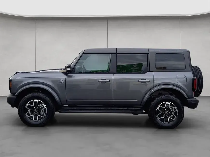 Neu Ford Bronco Outer Banks 334 PS (245 kW) 2026 Grau SUV