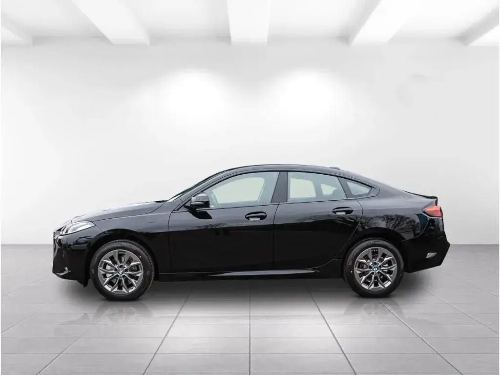 Neu BMW 216 122 PS (89 kW) 2026 Schwarz Coupé