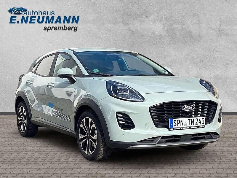 Gebraucht Ford Puma Titanium 125 PS (91 kW) 2025 Cactus gray Kleinwagen