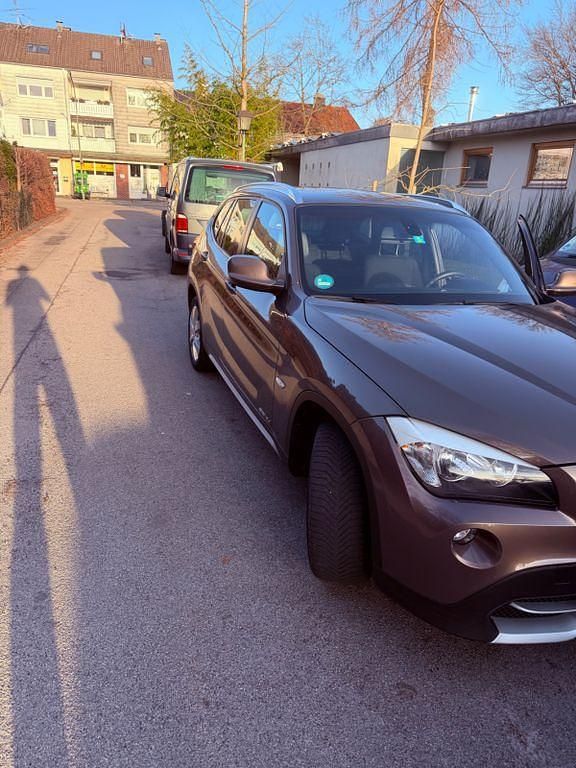 Second-hand BMW X1 143 CP (105 kW) 2012 Maro SUV