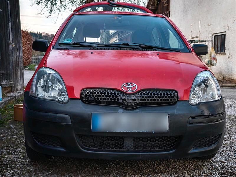 Gebraucht Toyota Yaris 65 PS (47 kW) 2004 Rot Kleinwagen