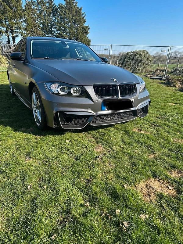 Gebraucht BMW 335 306 PS (225 kW) 2008 Grau Limousine