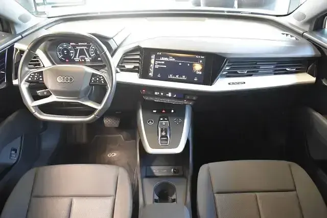 Gebraucht Audi Q4 Sportback e-tron Performance 125 kW (170 PS) 2022 Grau SUV