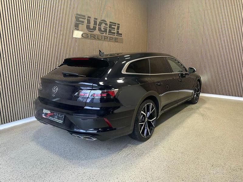 Gebraucht VW Arteon IQ Drive 320 PS (235 kW) 2024 Deep black perleffekt Kombi