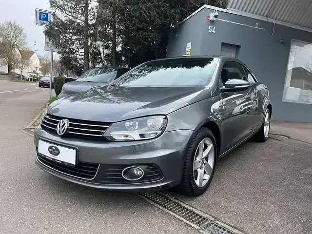Gebraucht VW Eos Basis 122 PS (89 kW) 2011 Indiumgrau metallic Cabrio
