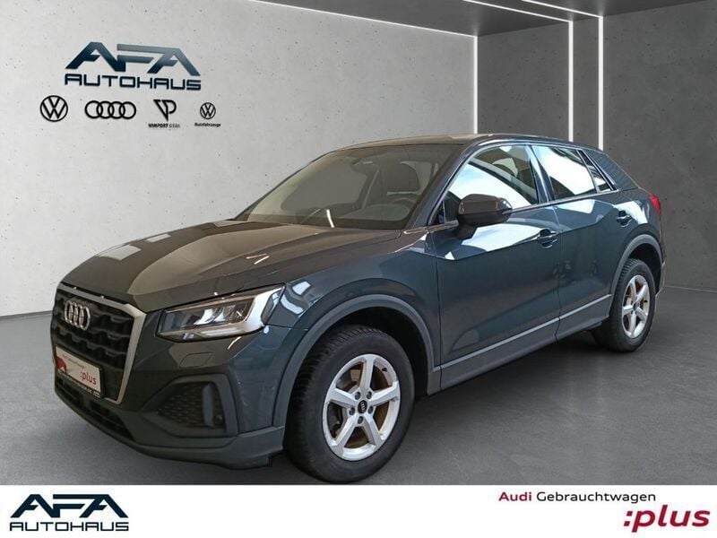 Manhattangrau metallic Gebraucht 2023 Audi Q2 Comfort SUV | 21.641 € (Superpreis) - Bild 1/1