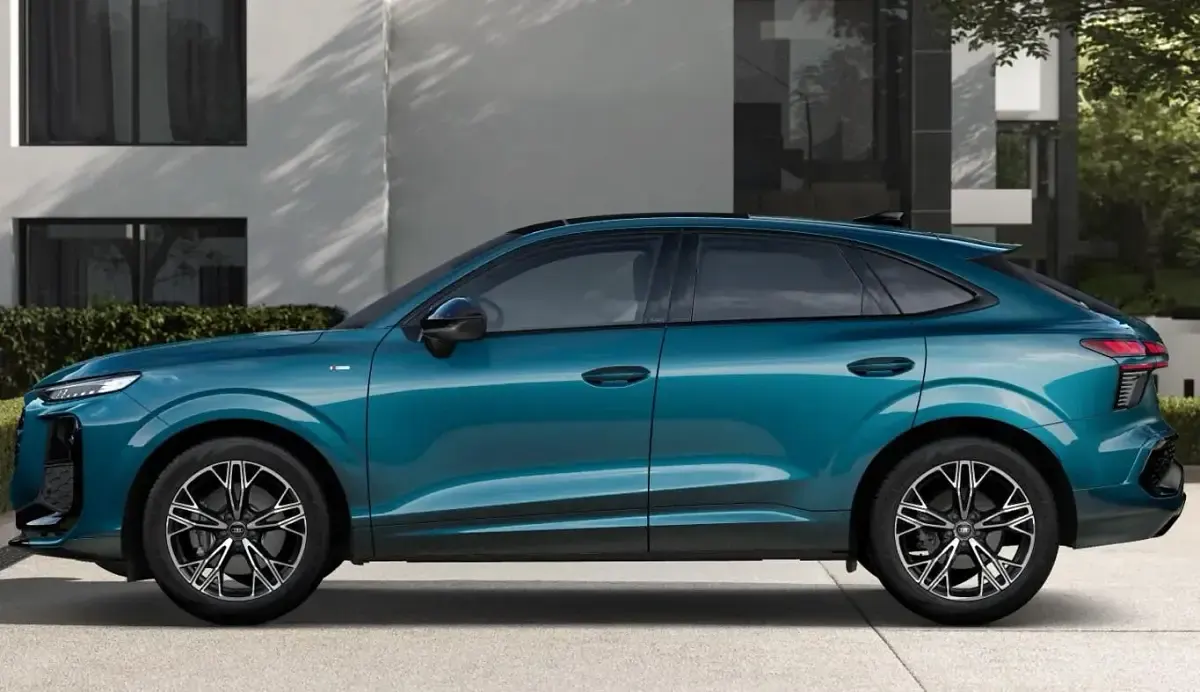 Neu Audi Q3 Sportback Ambiente 204 PS (150 kW) 2026 Malpeloblau metallic SUV