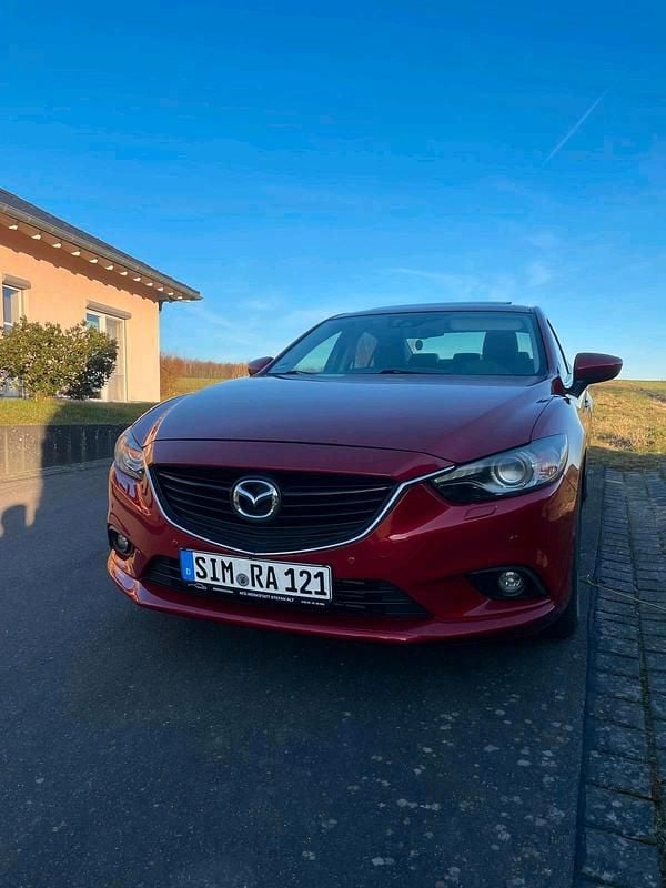 Gebraucht Mazda 6 175 PS (128 kW) 2013 Rot Limousine