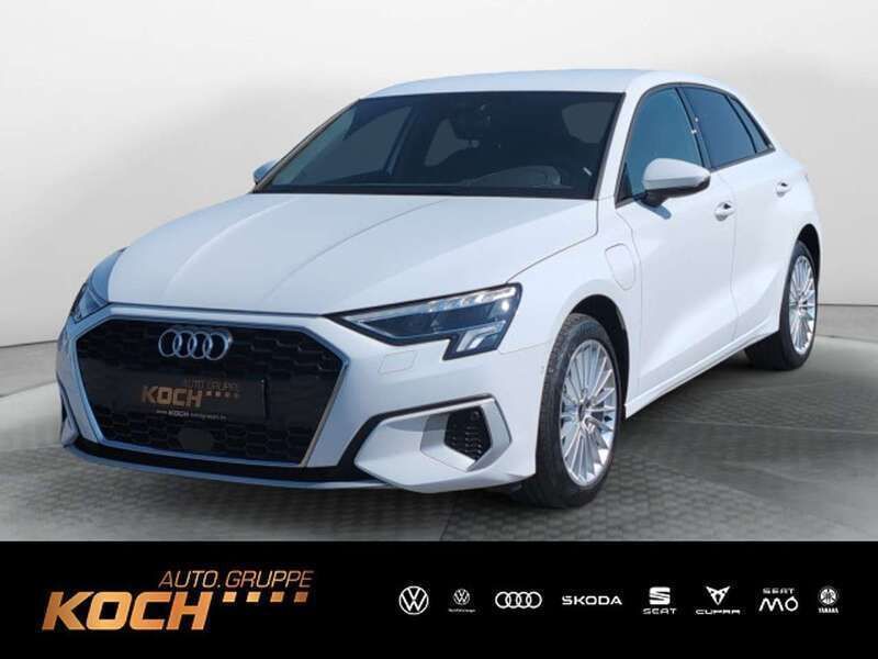 Ibisweiß Gebraucht 2022 Audi A3 e-tron Advanced Kleinwagen | 24.890 € (Guter Preis) - Bild 1/2