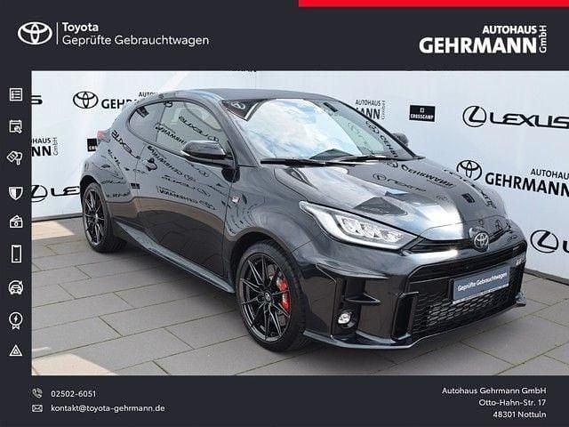 Schwarz Gebraucht 2024 Toyota Yaris Basis Coupé | 36.990 € (Superpreis) - Bild 1/4
