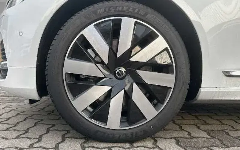Gebraucht Volvo V90 Ultra 455 PS (334 kW) 2025 Weiß Kombi