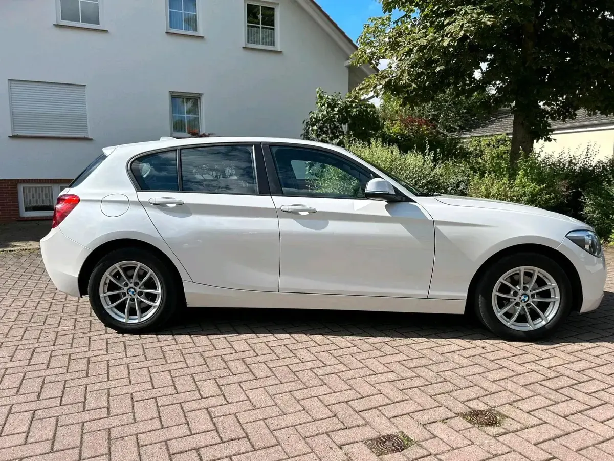 Gebraucht BMW 116 136 PS (100 kW) 2014 Weiß Kleinwagen