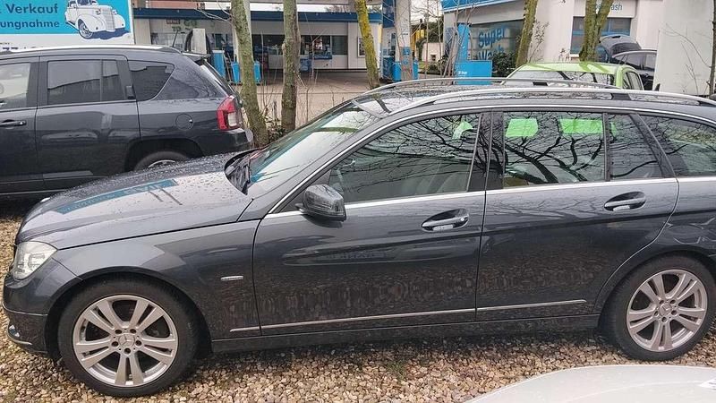 Gebraucht Mercedes C180 Avantgarde 156 PS (114 kW) 2010 Grau Kombi