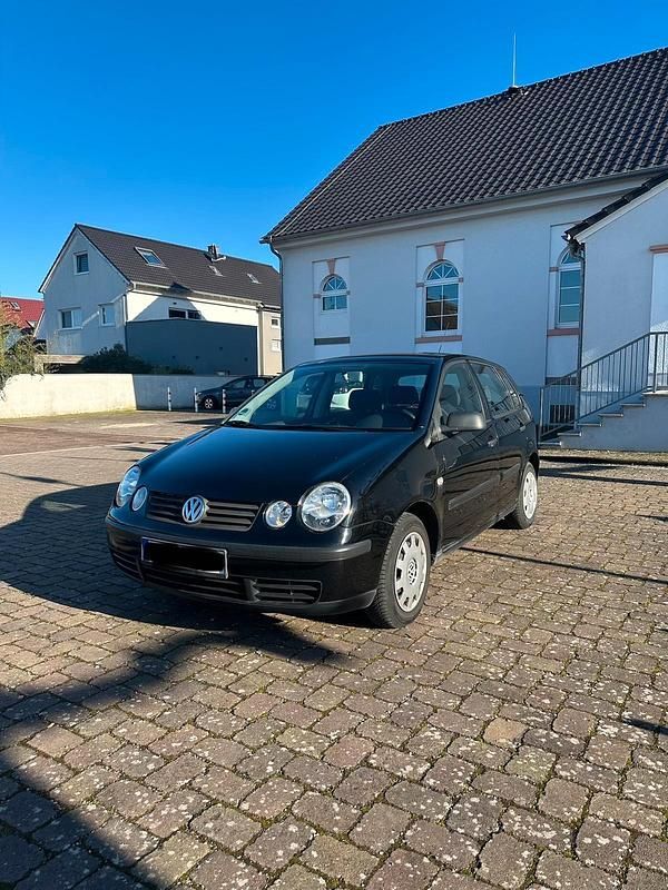 Gebraucht VW Polo 54 PS (39 kW) 2002 Schwarz Kleinwagen