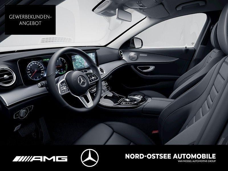 Gebraucht Mercedes E300 Avantgarde 194 PS (142 kW) 2020 Metalliclack selenitgrau Kombi