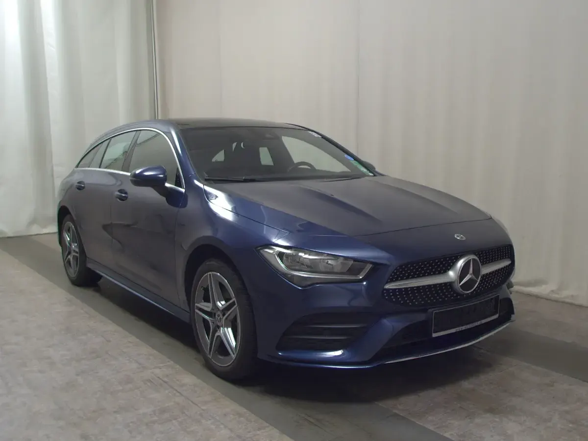 Gebraucht Mercedes CLA250 AMG line 218 PS (160 kW) 2022 Blau (metallic) Coupé