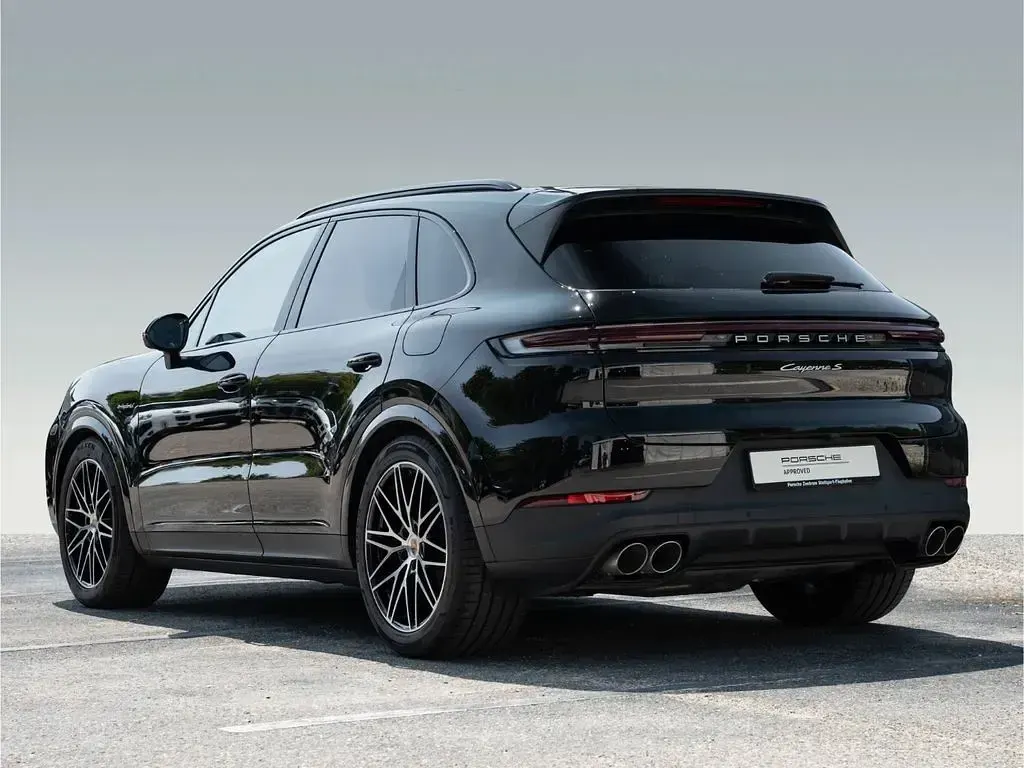 Gebraucht Porsche Cayenne S E-Hybrid 519 PS (381 kW) 2025 Schwarz SUV