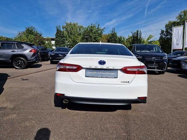 Gebraucht Toyota Camry Executive 218 PS (160 kW) 2020 Schneeweiß Limousine