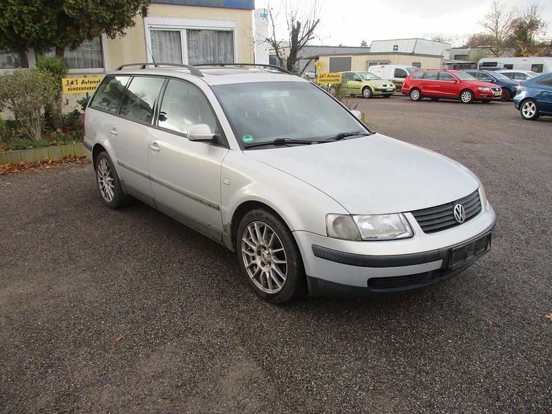 Gebraucht VW Passat 2000 Silber Kombi